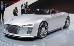 Audi e-tron Spyder - Le Mans Vers Le Futur - 3