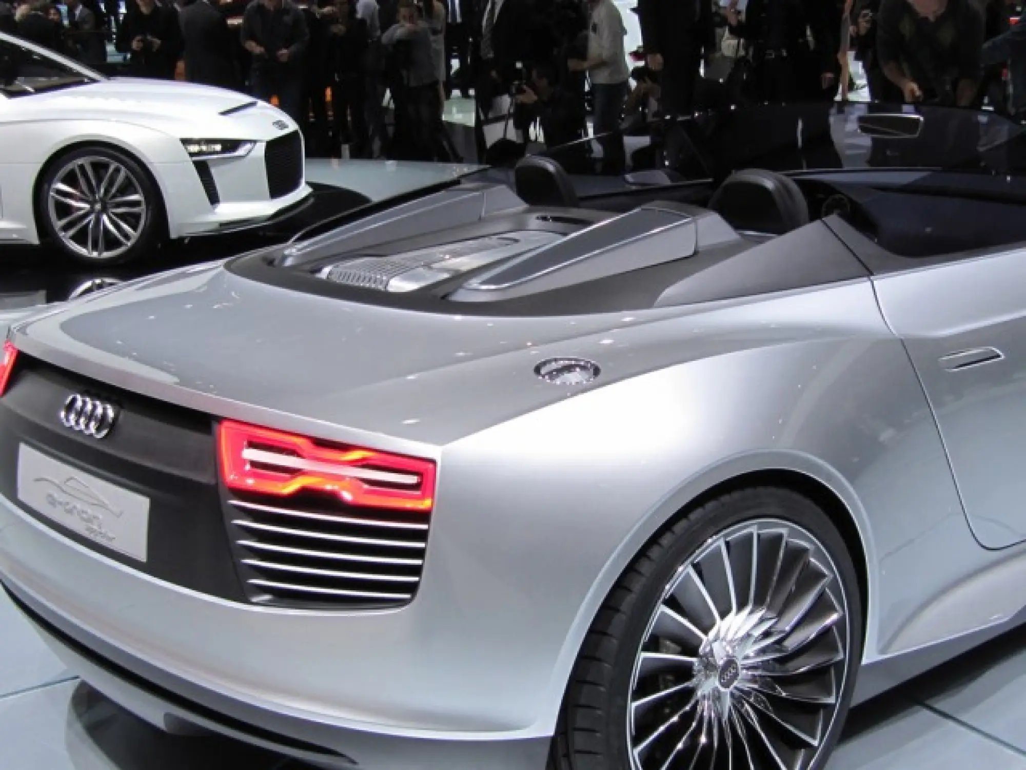 Audi e-tron Spyder - Le Mans Vers Le Futur - 10
