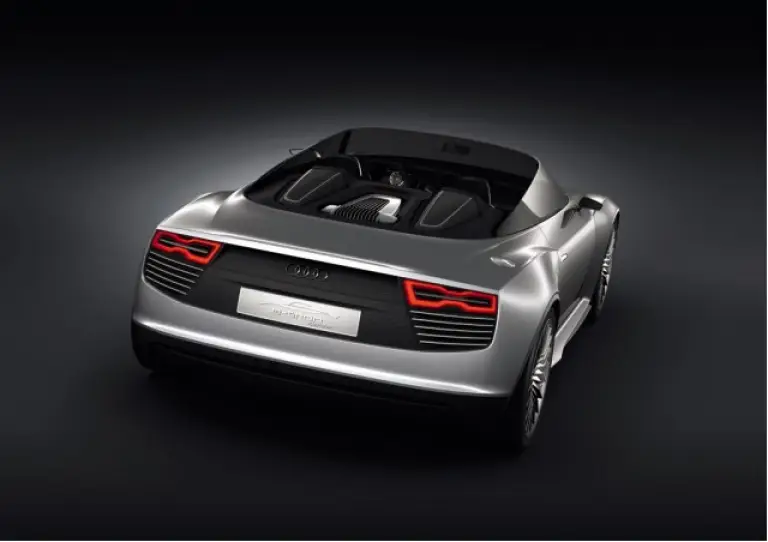 Audi e-tron Spyder - Le Mans Vers Le Futur - 16