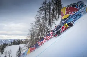 Audi e-tron sulla pista Streif di Kitzbuhel