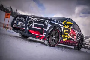 Audi e-tron sulla pista Streif di Kitzbuhel