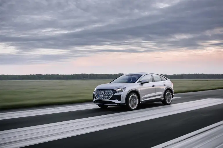 Audi gamma Q4 e-tron - 1