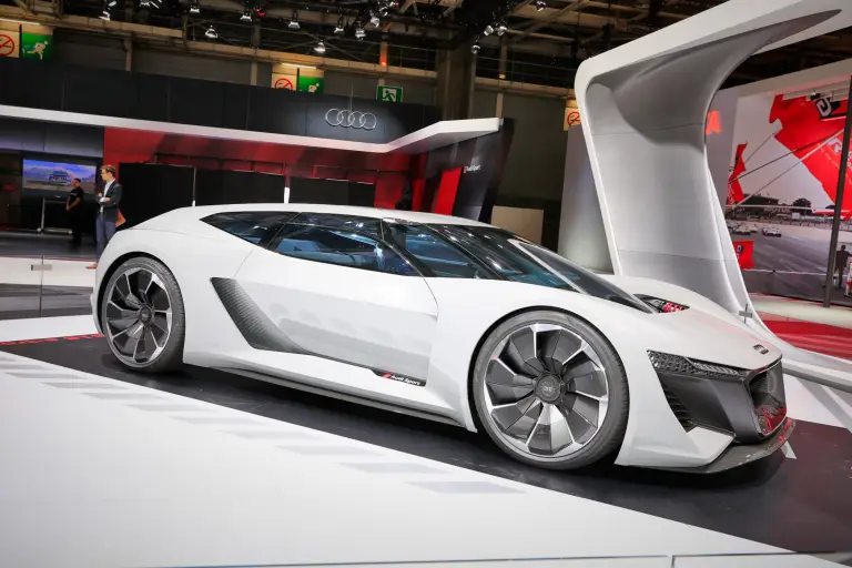 Audi PB18 e-tron - Salone di Parigi 2018 - 5