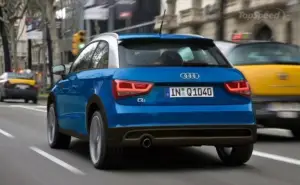 Audi Q1 MY 2016 - foto spia e render 19-05-2015