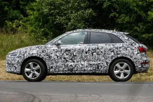 Audi Q3 2015 - Foto spia 19-06-2014