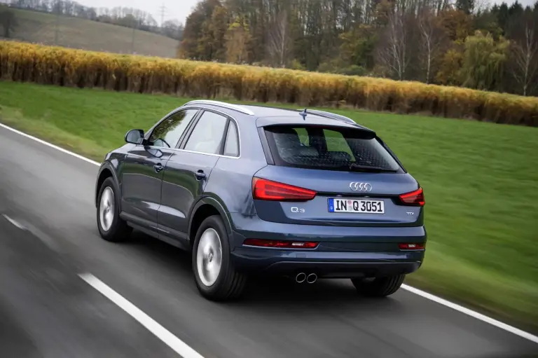 Audi Q3 2015 - 14