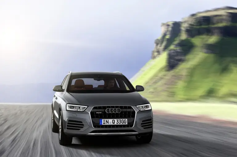 Audi Q3 2015 - 45