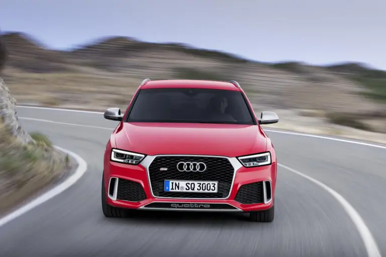 Audi Q3 e Q3 RS 2015 - 19