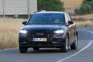 Audi Q3 foto spia 5 luglio 2018