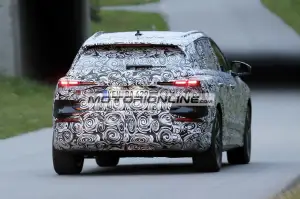 Audi Q4 E-Tron - Foto spia 11-9-2020
