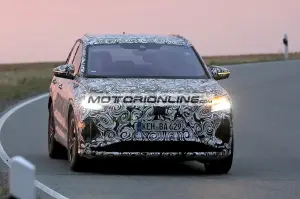 Audi Q4 E-Tron - Foto spia 11-9-2020