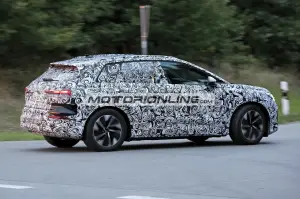 Audi Q4 E-Tron - Foto spia 11-9-2020