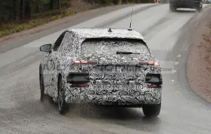 Audi Q4 e-tron - Foto spia 18-11-2020