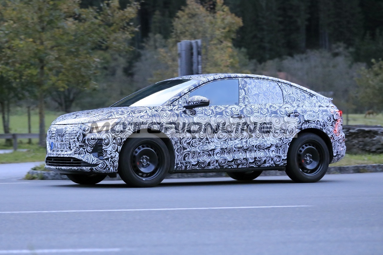 Audi Q4 e-tron Sportback - Foto spia 12-10-2020