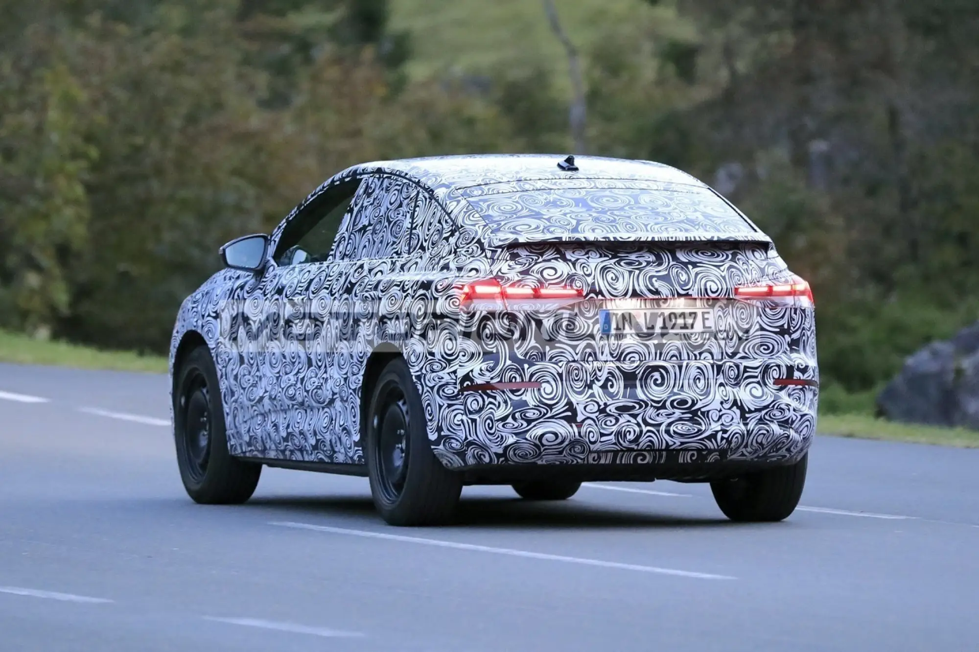 Audi Q4 e-tron Sportback - Foto spia 12-10-2020 - 13