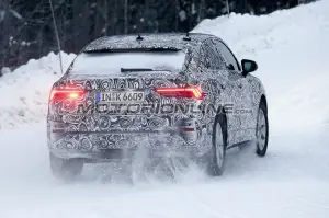 Audi Q4 foto spia 4 gennaio 2019 - 12
