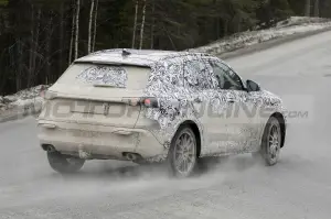 Audi Q5 2024 - Foto Spia 23-03-2022