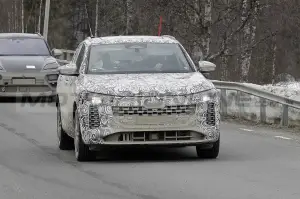 Audi Q5 2024 - Foto Spia 23-03-2022