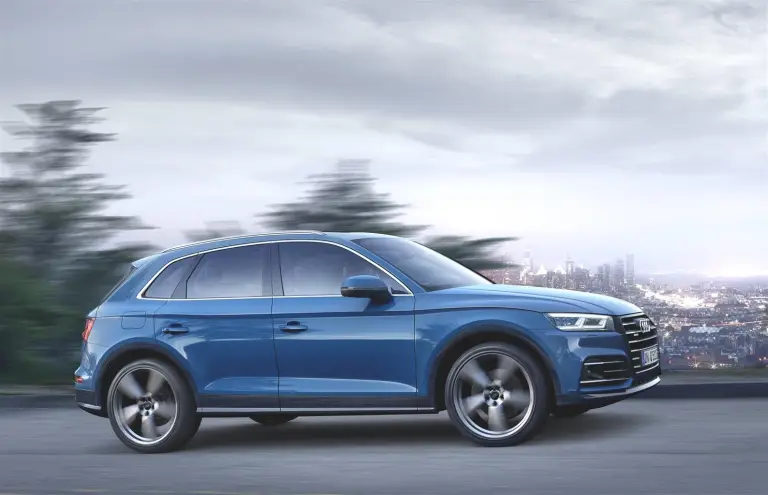 Audi Q5 55 TFSI e quattro - 5