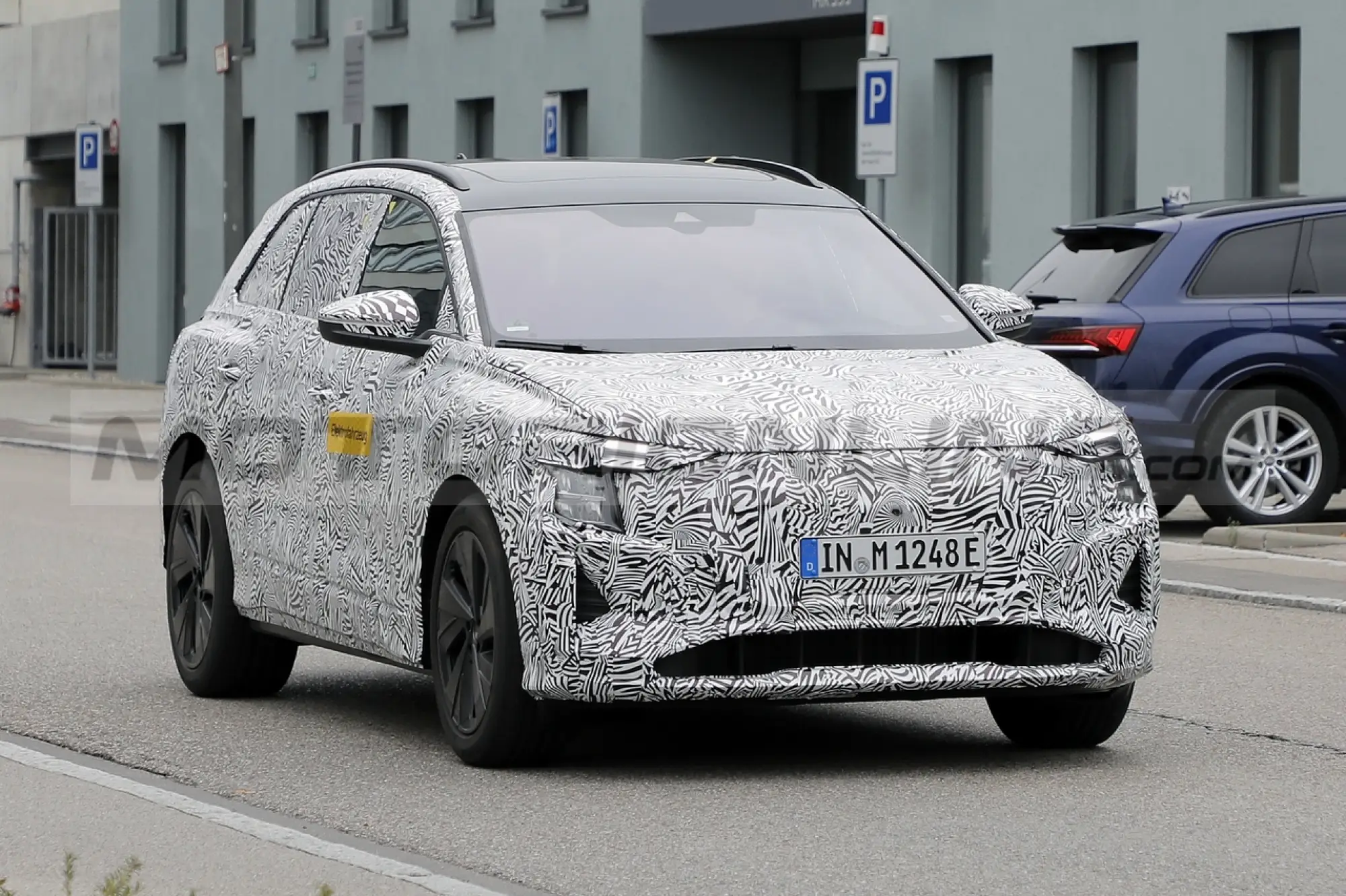 Audi Q5 e-tron - Foto Spia 05-11-2021 - 5