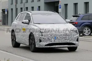Audi Q5 e-tron - Foto Spia 05-11-2021 - 5