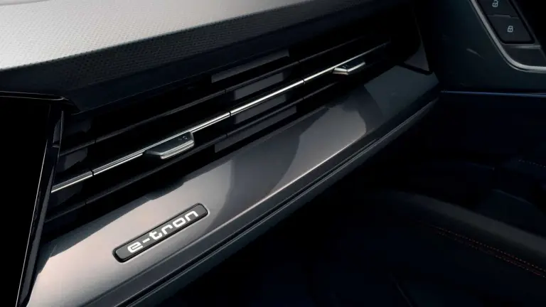 Audi Q5 e-tron - Foto ufficiali - 8
