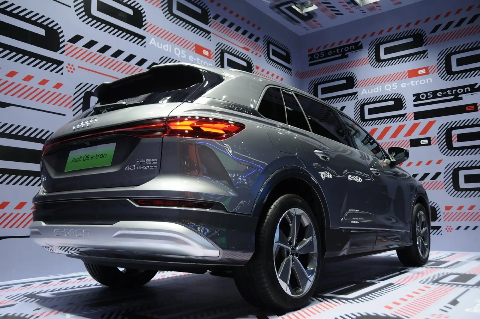 Audi Q5 e-tron - Foto ufficiali - 33