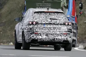 Audi Q5 - Foto spia 17-5-2022
