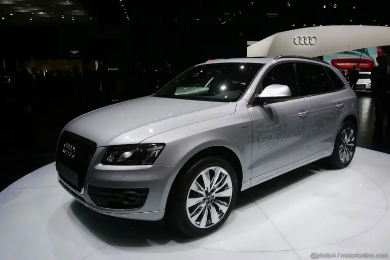 Audi Q5 Hybrid Ginevra 2011 - 9