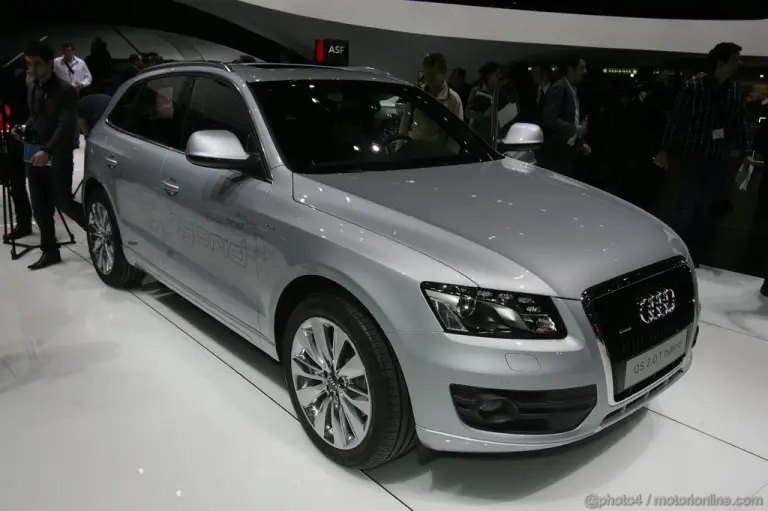 Audi Q5 Hybrid Ginevra 2011 - 4