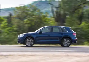 Audi Q5 MY 2017 - foto - 100