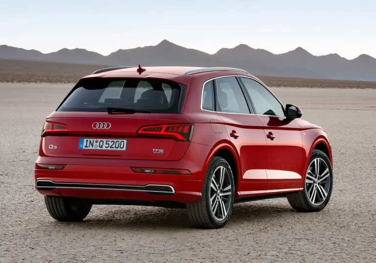 Audi Q5 MY 2017 - foto - 101