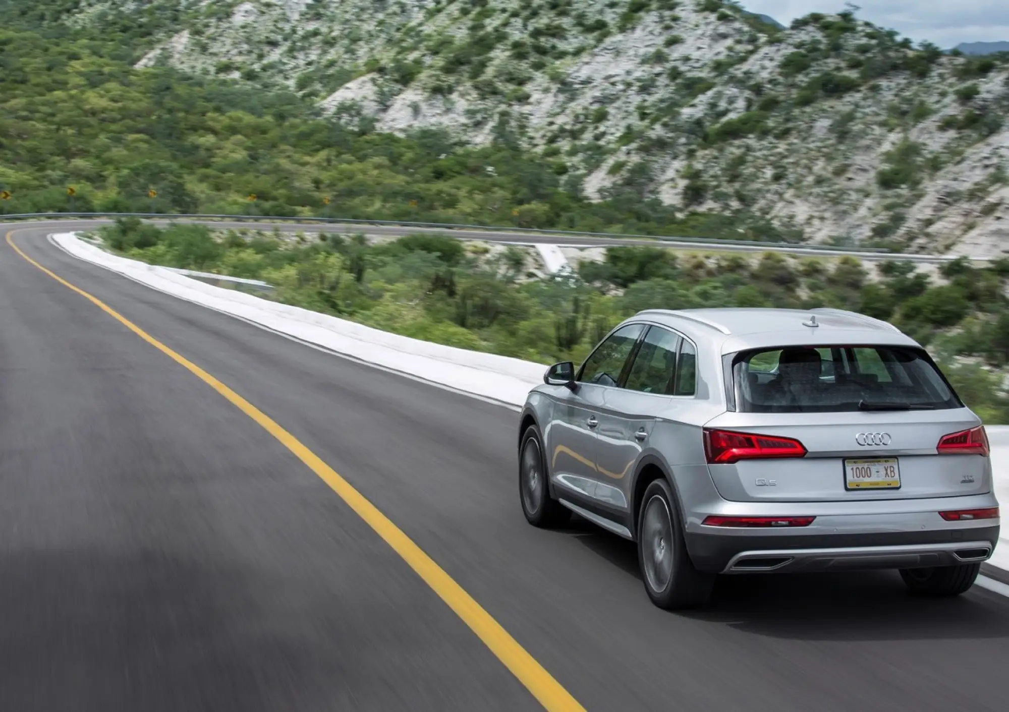 Audi Q5 MY 2017 - foto - 118