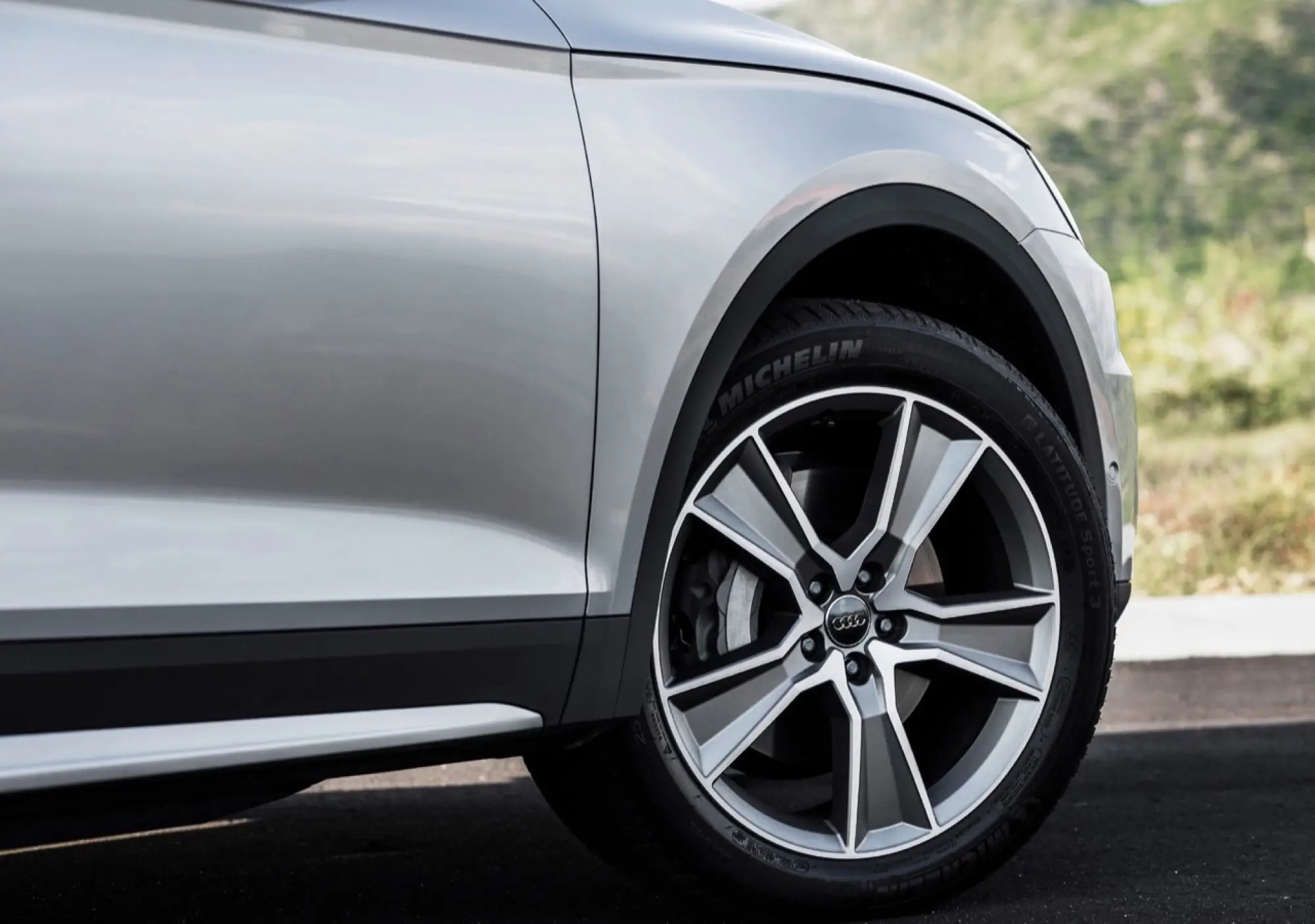 Audi Q5 MY 2017 - foto - 154