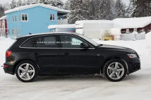 Audi Q5 restyling foto spia febbraio 2012