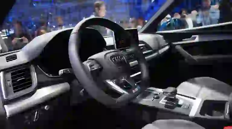 Audi Q5 - Salone di Parigi 2016 - 8