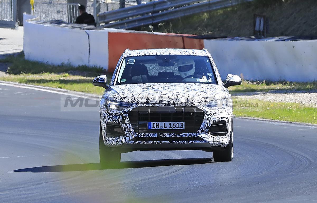 Audi Q5 Sportback - Foto spia 23-07-2020