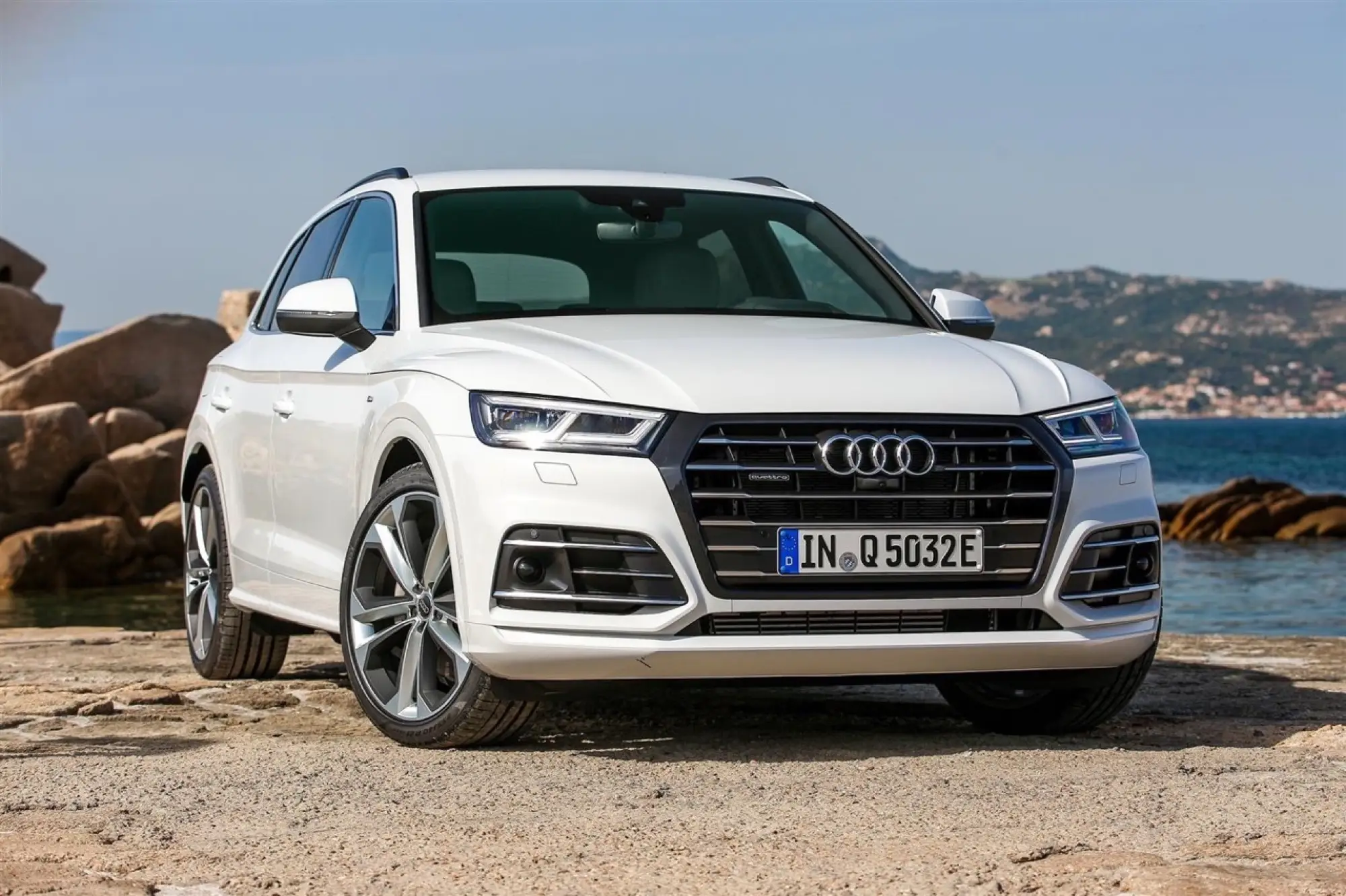 Audi Q5 TFSI e quattro - Sardegna - 10