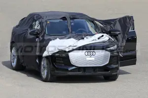 Audi Q6 e-tron - Foto Spia 30-03-2022 - 13