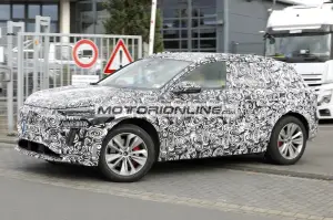 Audi Q6 e-tron RS - Foto spia 23-11-2022