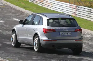 Audi Q6 foto spia agosto 2011 - 6