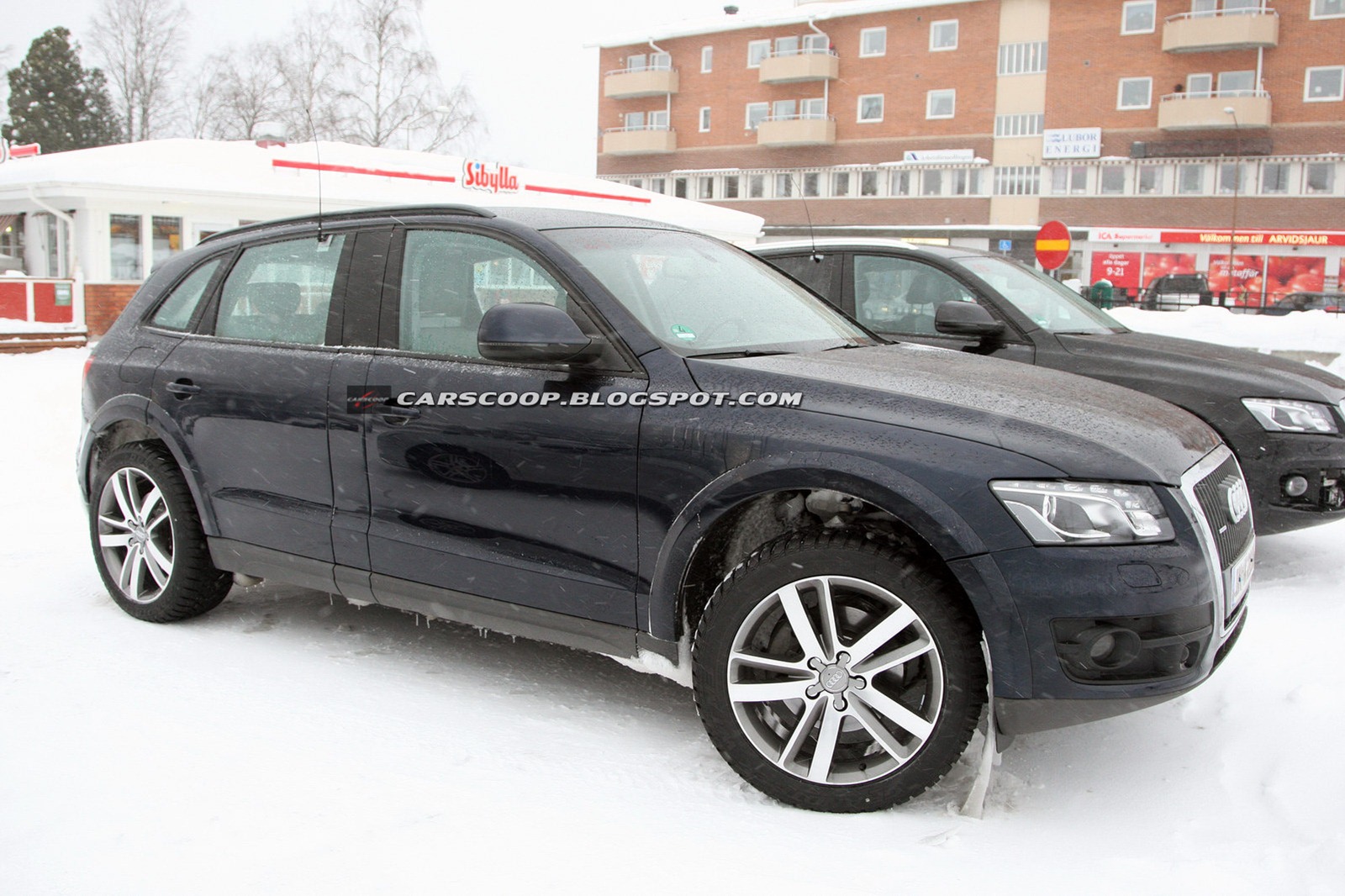 Audi Q6 foto spia marzo 2012