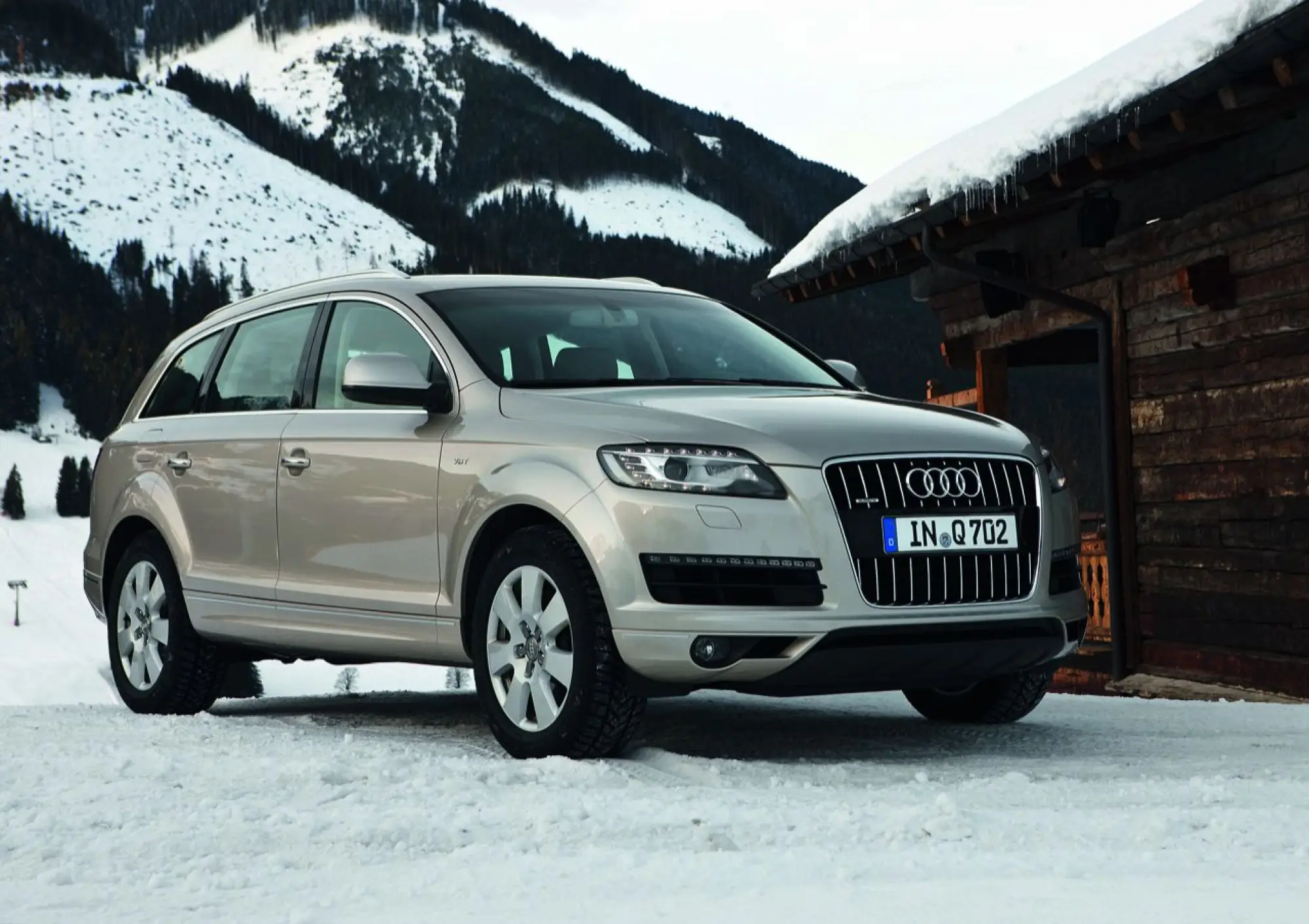 Audi Q7 2010 - 25