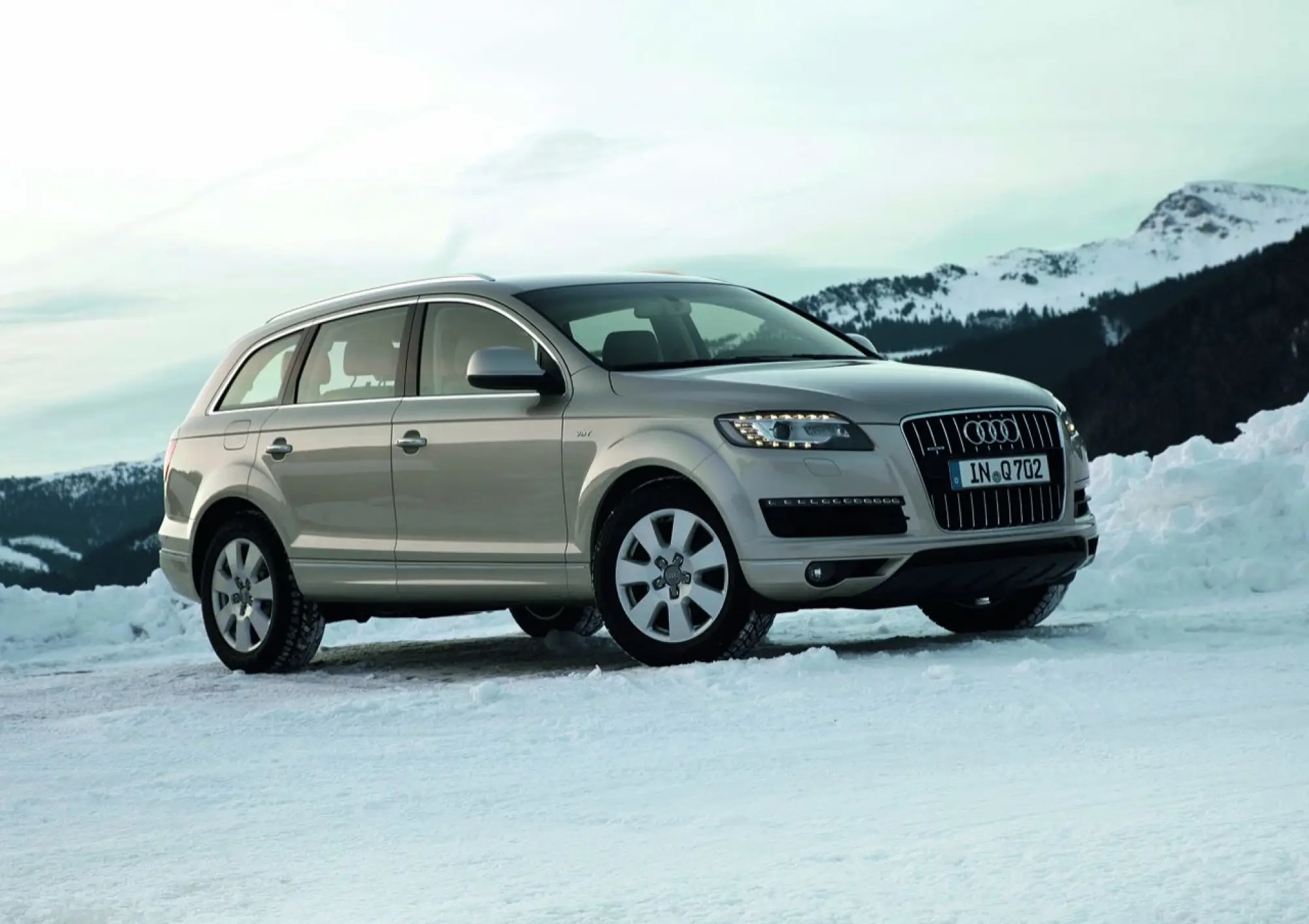 Audi Q7 2010 - 26