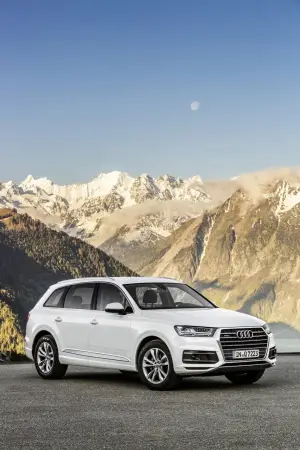 Audi Q7 2015 - nuova galleria 15-05-2015