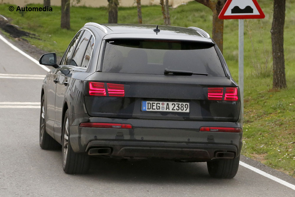 Audi Q7 2016 - Foto spia 28-11-2014