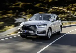 Audi Q7 e-tron 3.0 TDI quattro