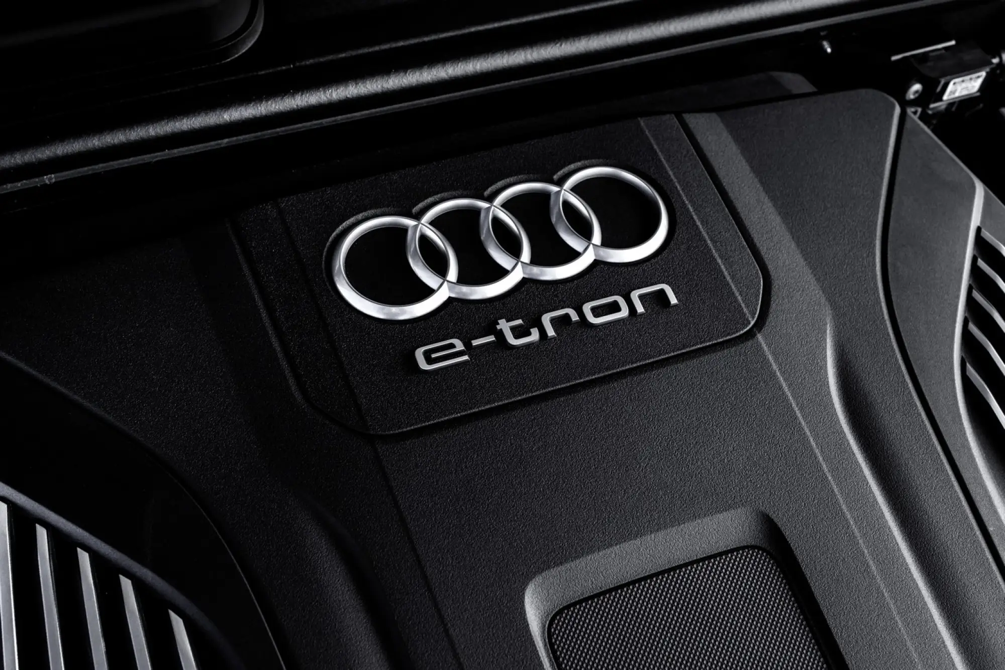 Audi Q7 e-tron MY 2016 - 38