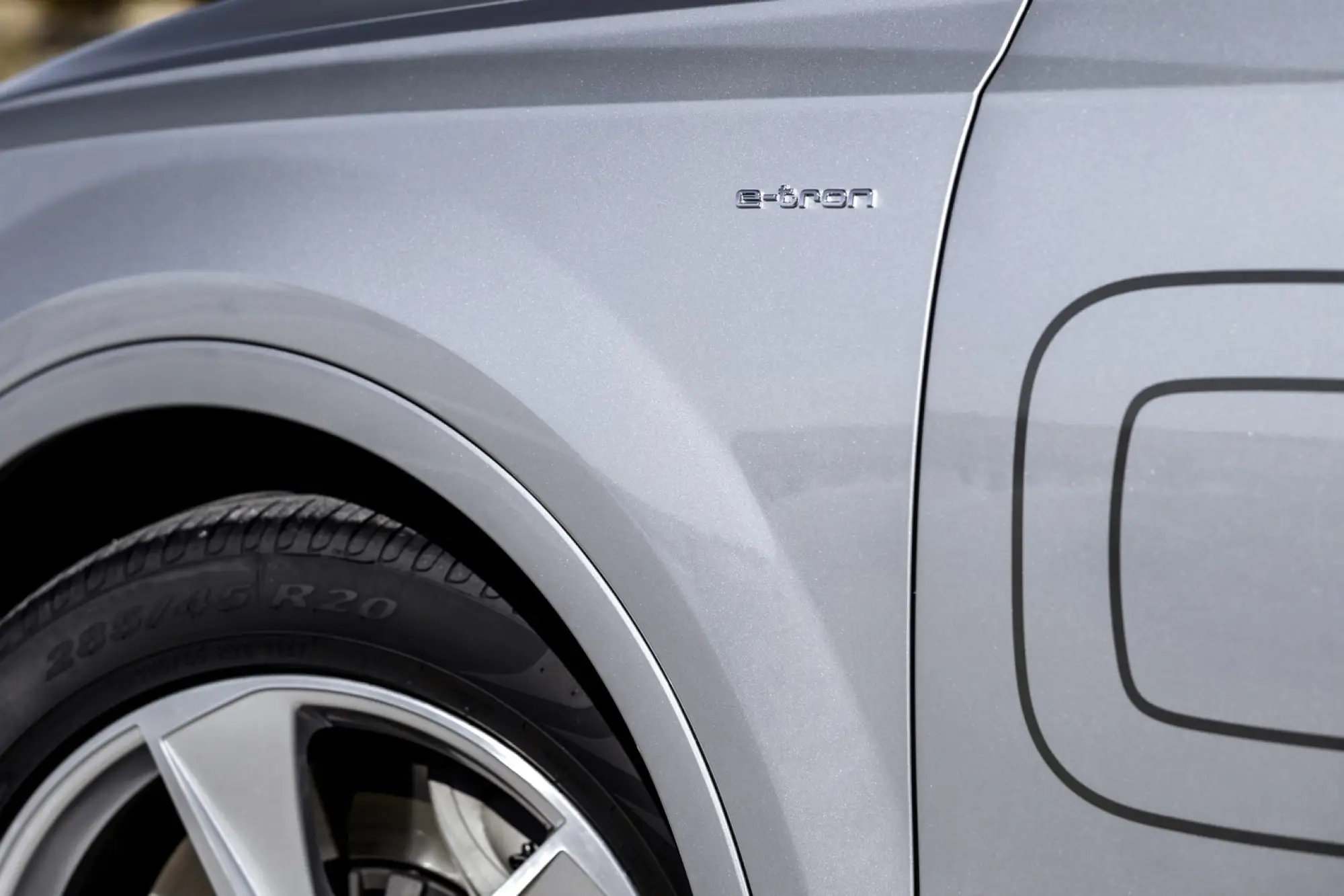 Audi Q7 e-tron MY 2016 - 41