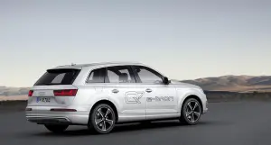 Audi Q7 e-tron MY 2016 - 4